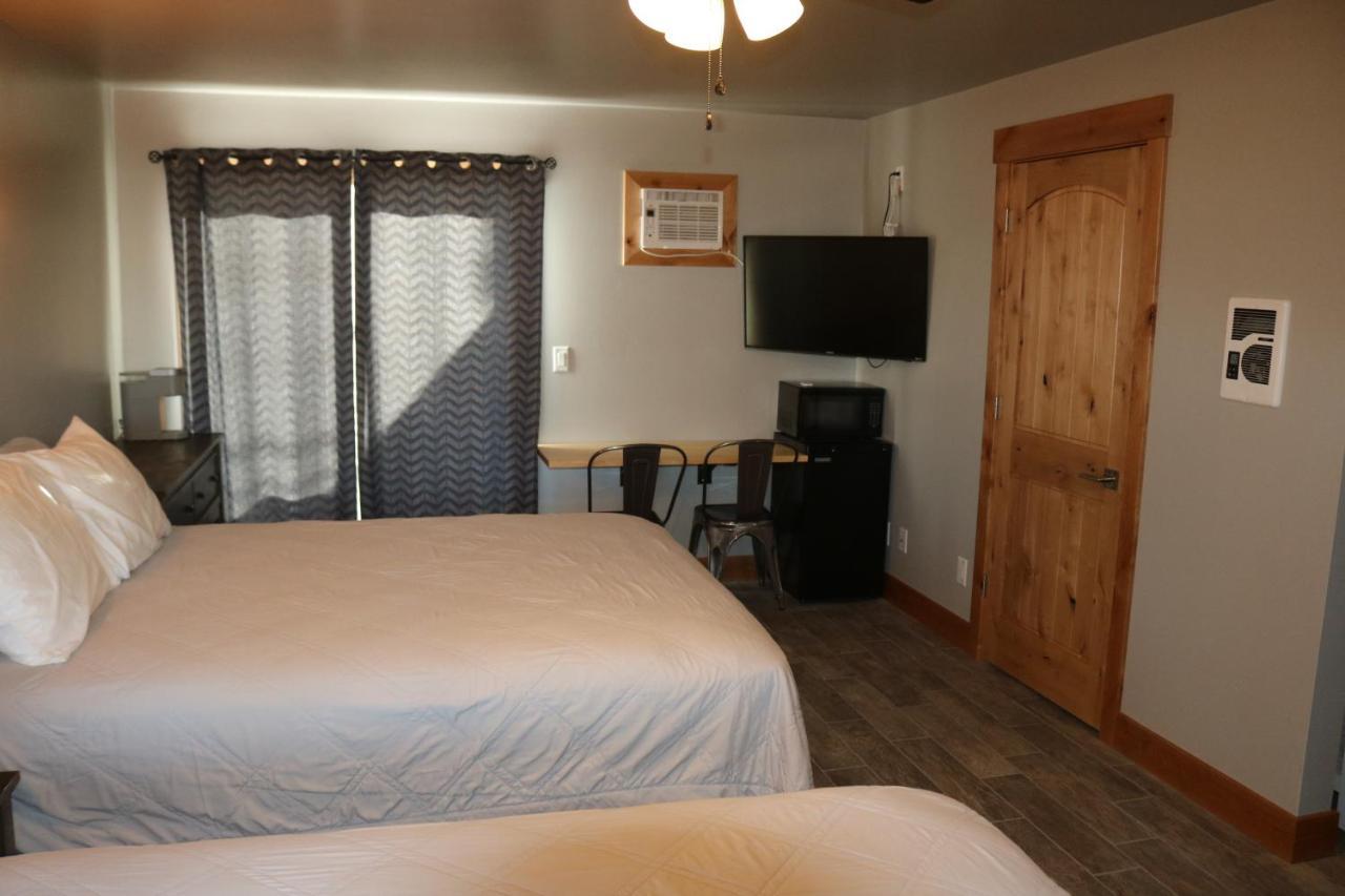 Columbine Inn (Adults Only) エステス・パーク エクステリア 写真