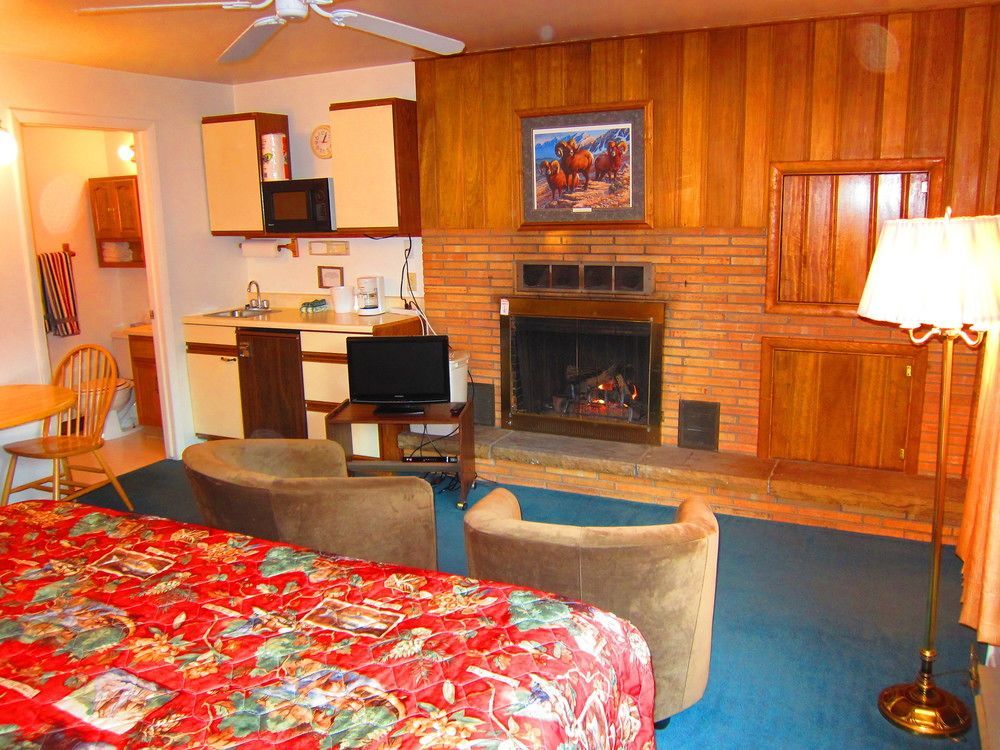Columbine Inn (Adults Only) エステス・パーク エクステリア 写真